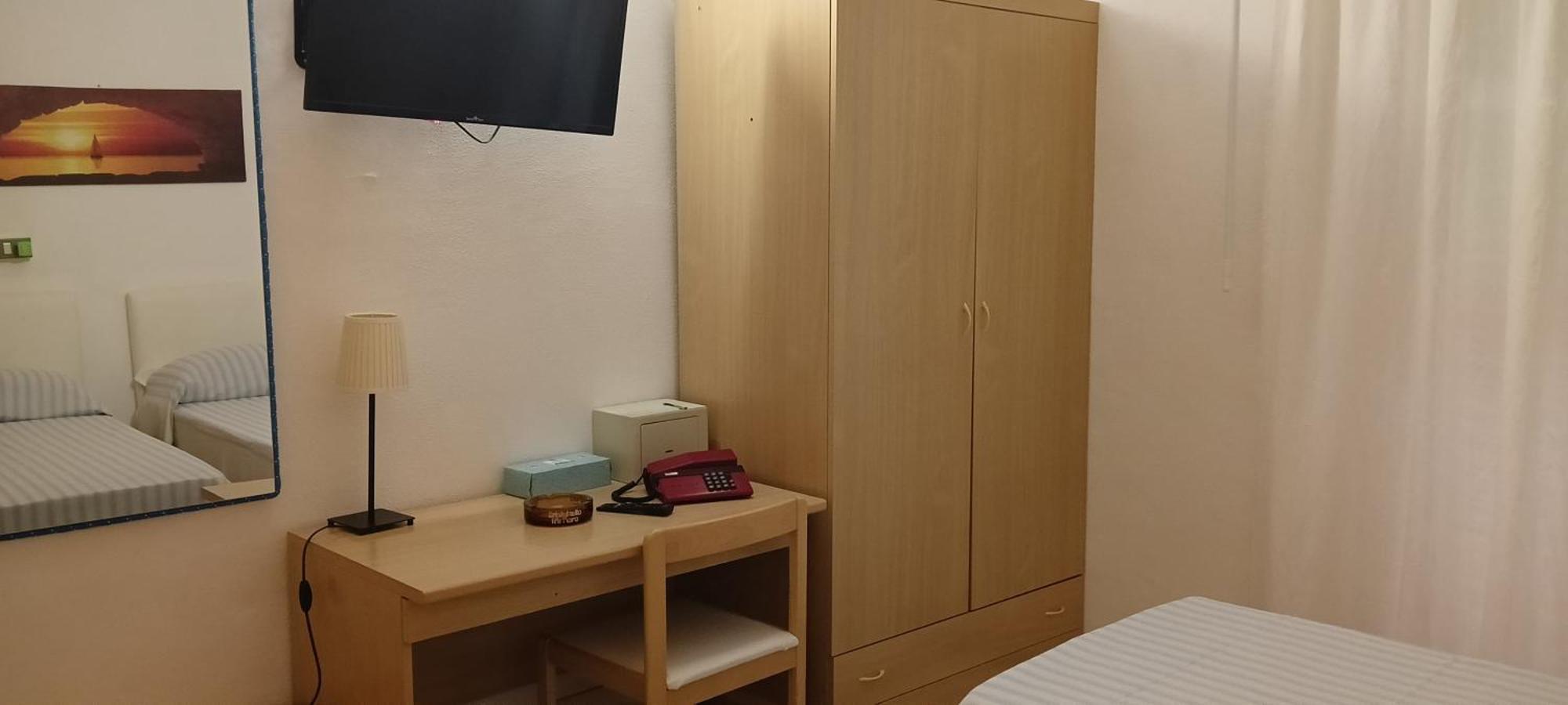 Piccolo Hotel Holiday Center 피날레리구레 외부 사진