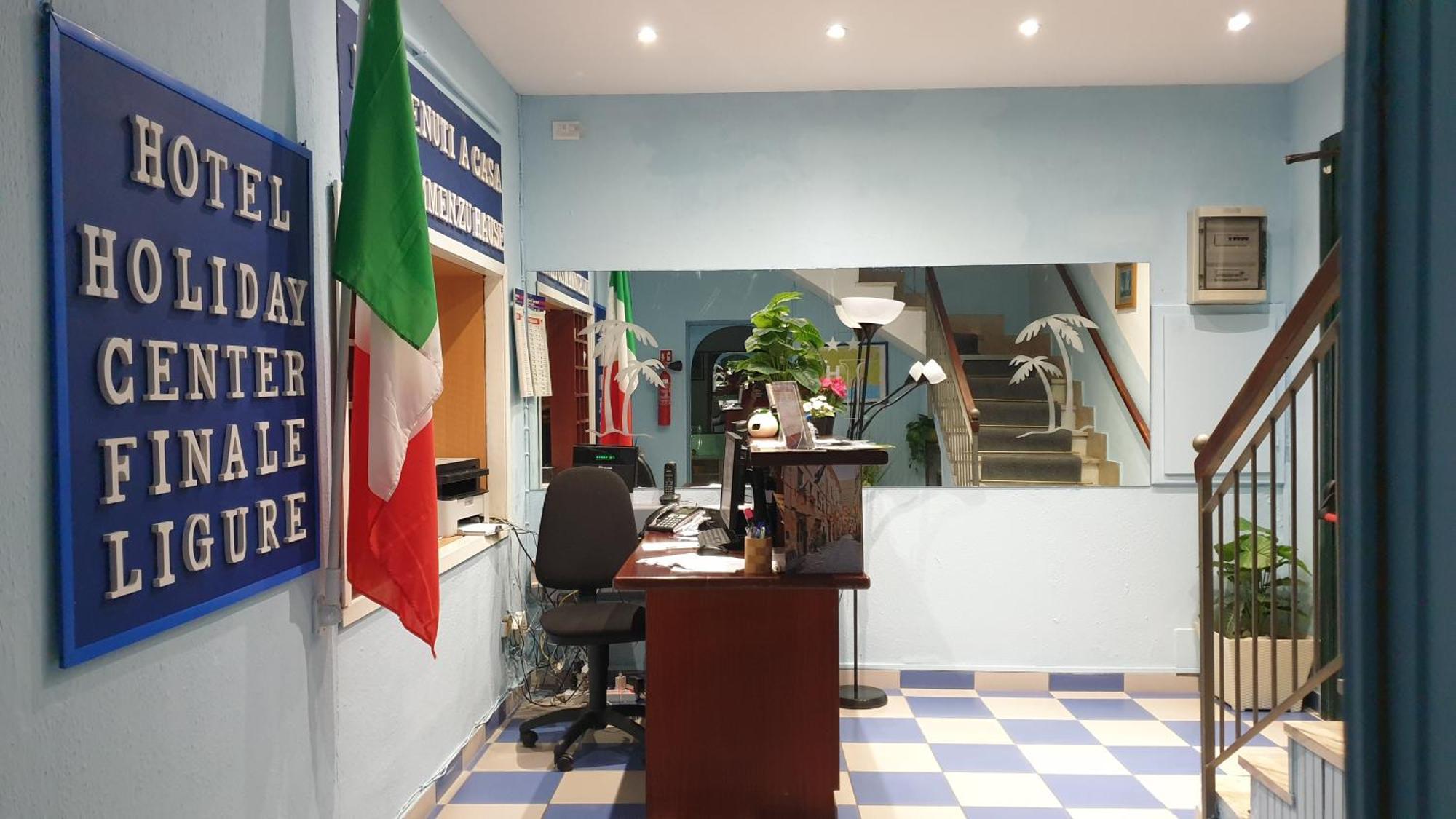 Piccolo Hotel Holiday Center 피날레리구레 외부 사진